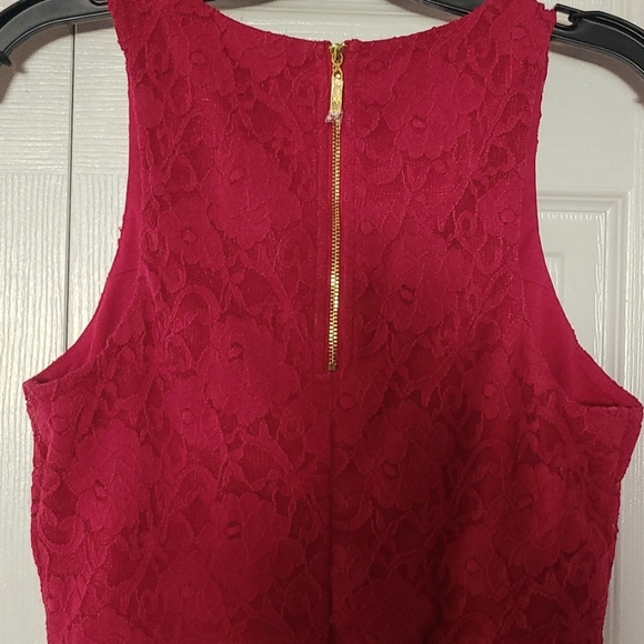 Lace crop top by Guess - Picture 2 of 4